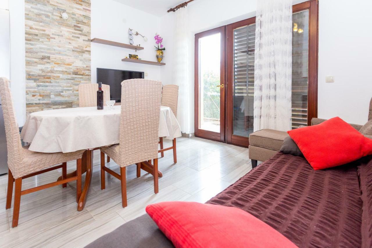 Apartments Iva Brstilo Omiš Esterno foto