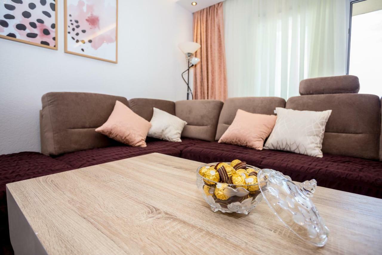 Apartments Iva Brstilo Omiš Esterno foto
