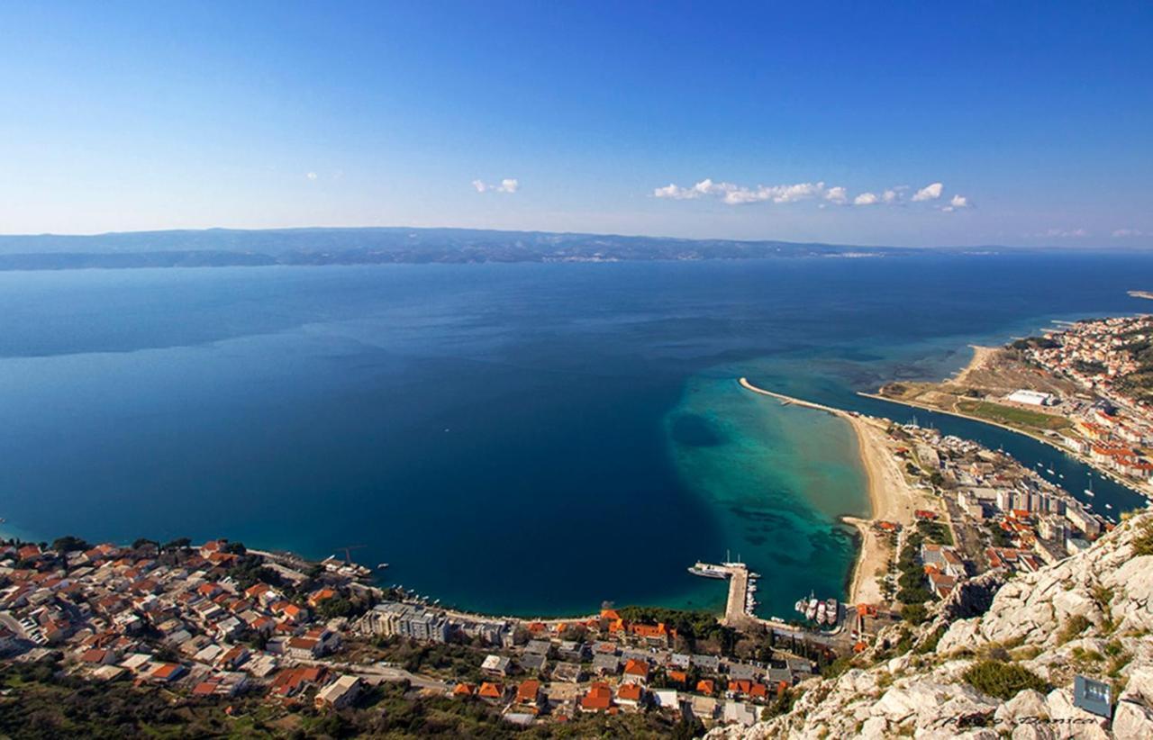 Apartments Iva Brstilo Omiš Esterno foto